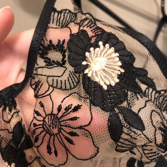 Agent Provocateur NWOT Size 34 B Bra, size 2 thong - Picture 3 of 6